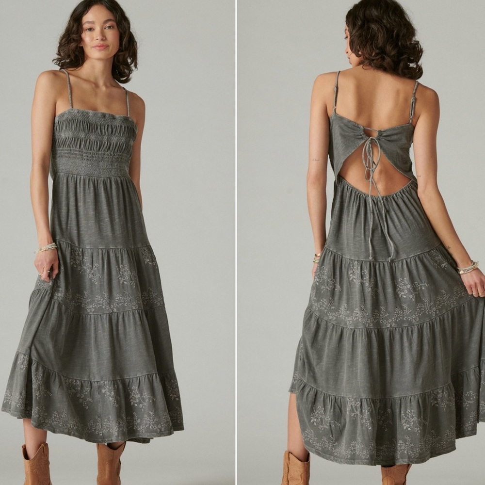 Elegant Gray Sleeveless Dress